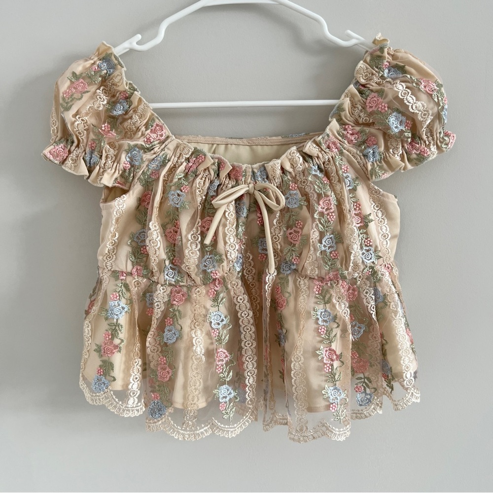Summer top cute and high quality